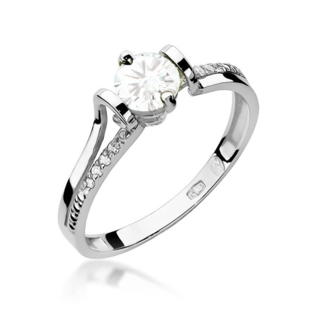 Pierścionek W102 Biały Szafir 0,60ct białe złoto