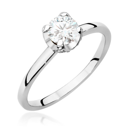 Pierścionek W556 Biały Szafir 0,60ct białe złoto